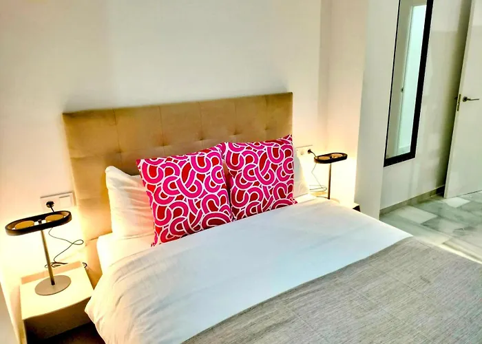 Cano 1 Bed 2 Min From The Sea By 10tosea アパート フエンヒロラ