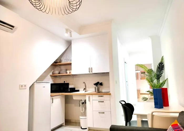 Cano 1 Bed 2 Min From The Sea By 10tosea アパート